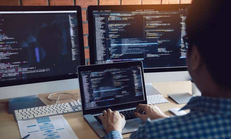 数据科学选型:R与Python如何赋能营山县网站建设?